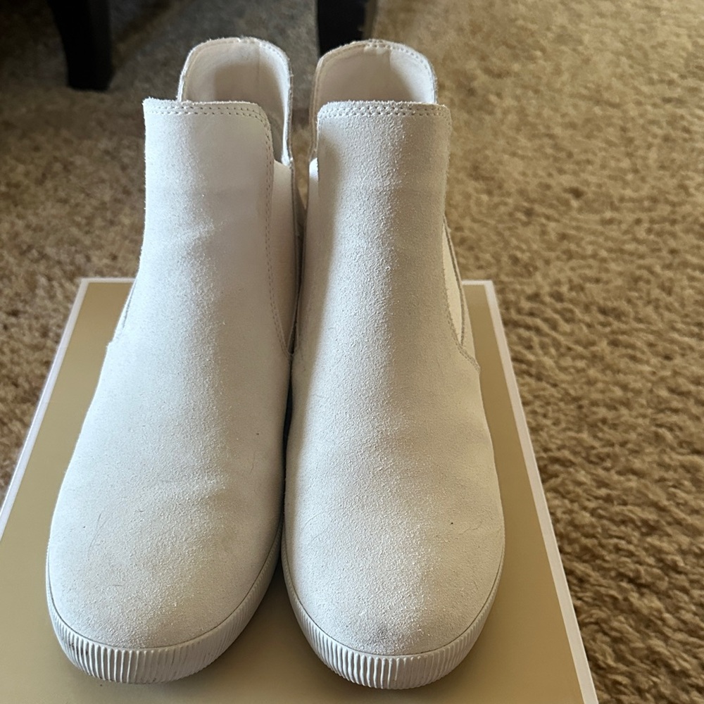 Sorel White Ankle Boots
